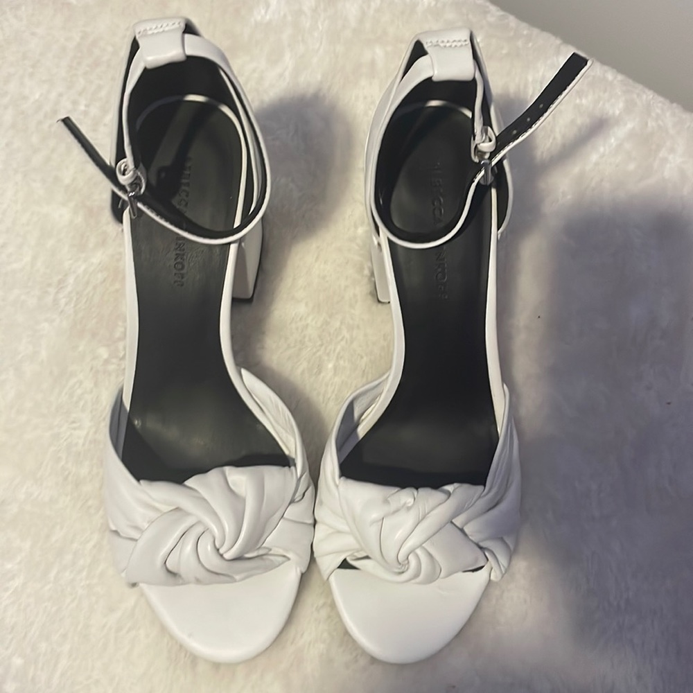 NWT Rebecca Minkoff shoes size 10